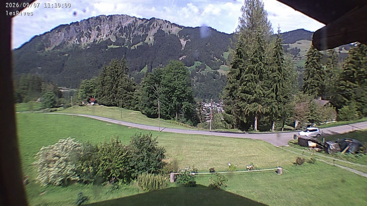 Champéry depuis les Rives