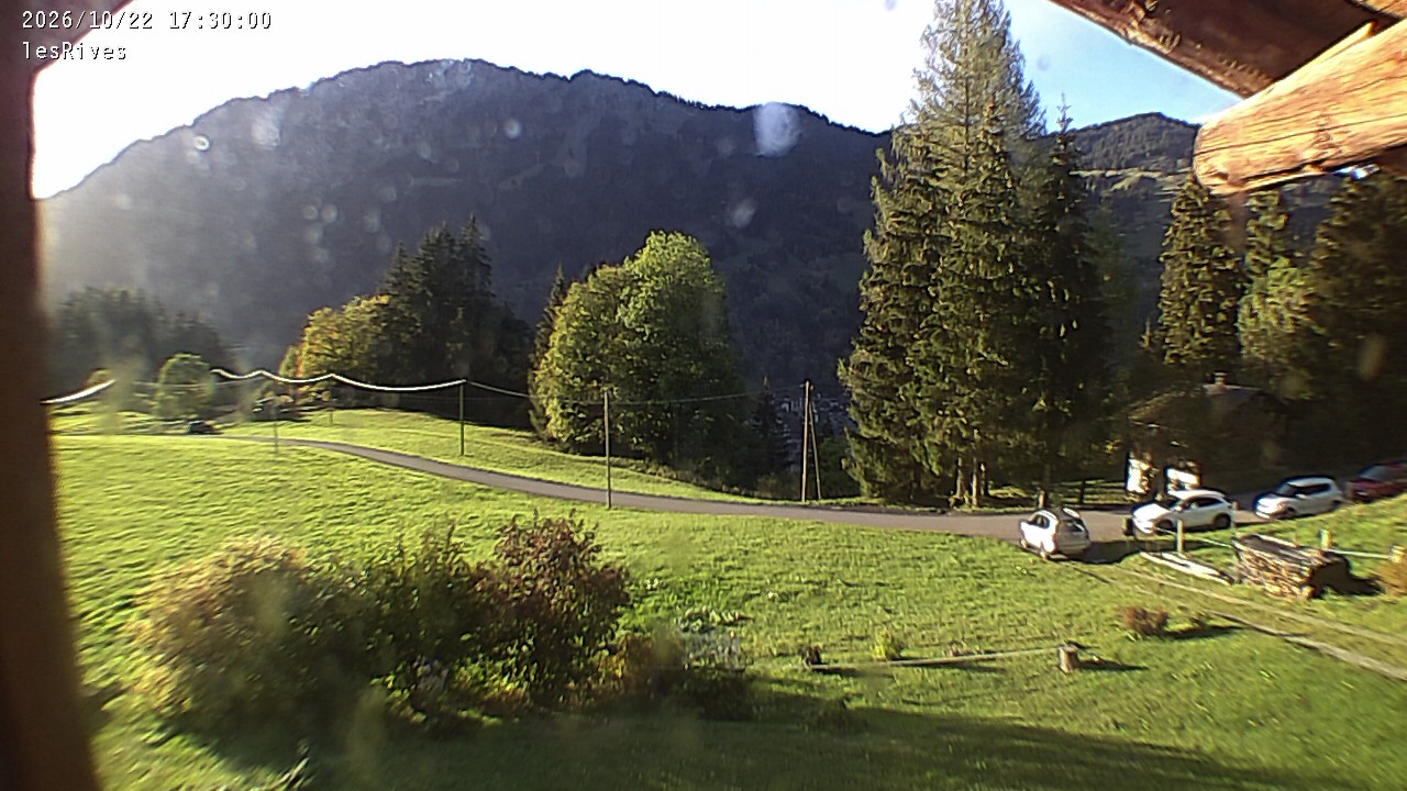 Champéry depuis les Rives